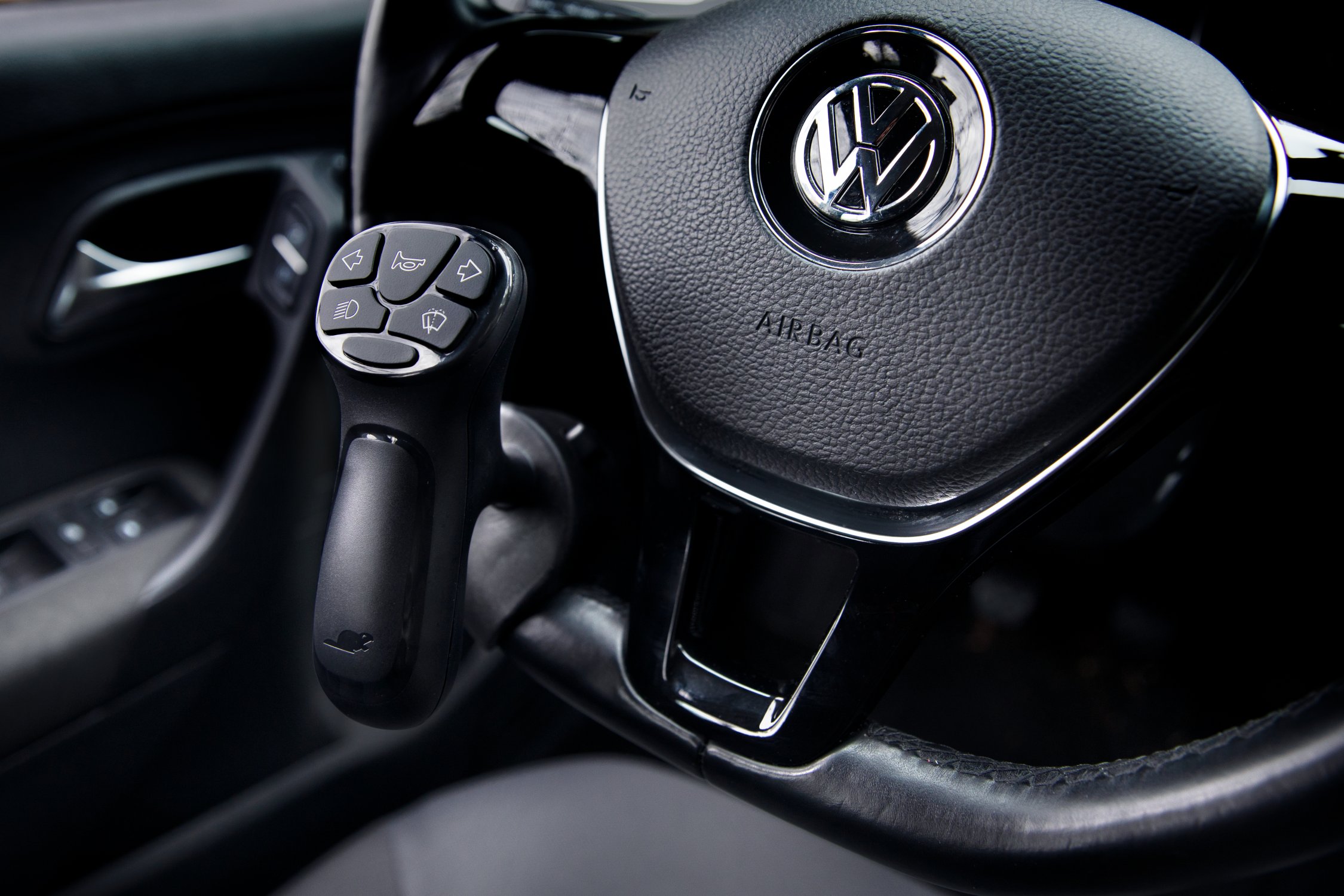 Steering Wheel Spinner Compatible with Alfa Romeo Giulietta Easy